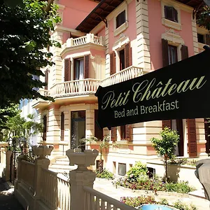Petit Chateau Bed & Breakfast